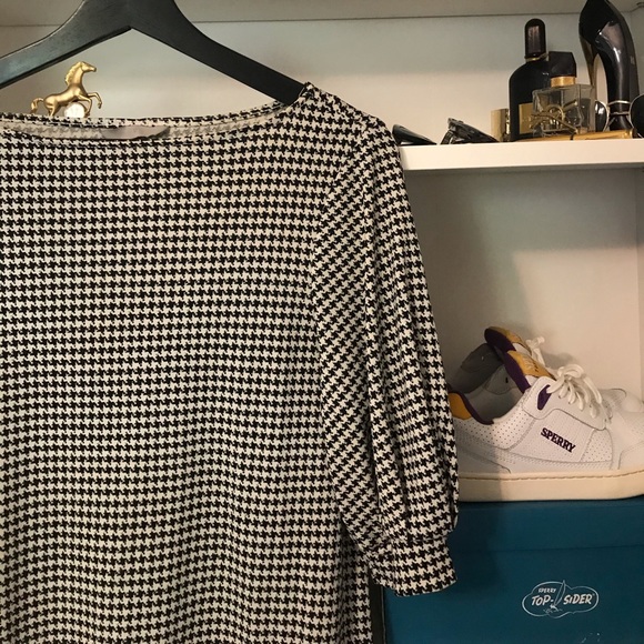 Beautiful houndstooth top from H&M! - Picture 3 of 5